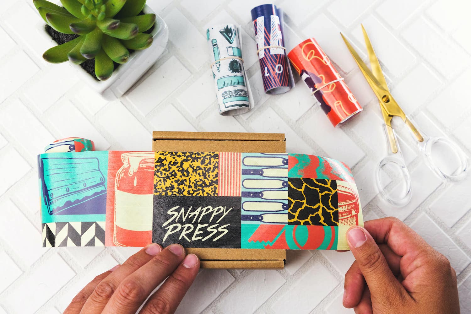 paper kraft packaging box customizable to product logo color artwork
